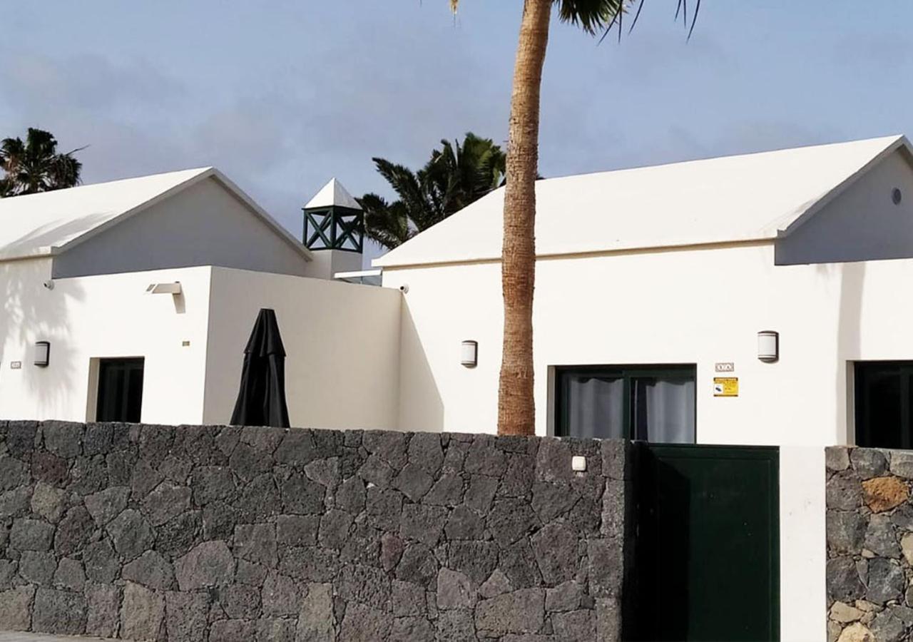 Villa Sun And Sea 1 Front De Mer Playa Rocca Costa Teguise Exterior photo